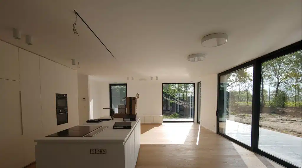 Model Jendela Aluminium Sliding Bukaan Lebar (Frameless)
