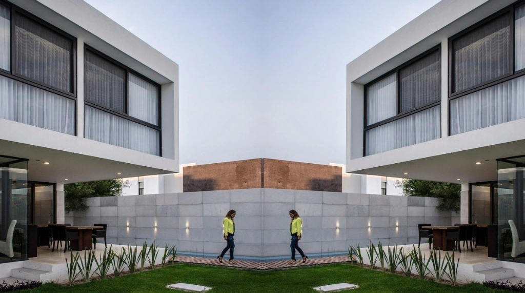 Kanopi Cantilever Minimalis