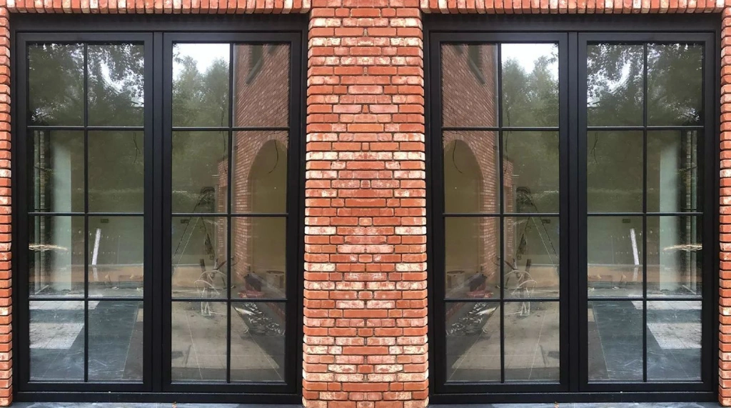 Kaca Motif Garis Geometris