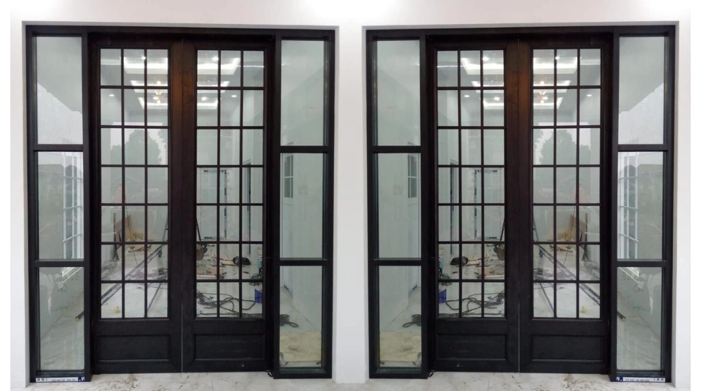 Pintu Kupu Tarung Kombinasi Kaca & Tralis Hitam