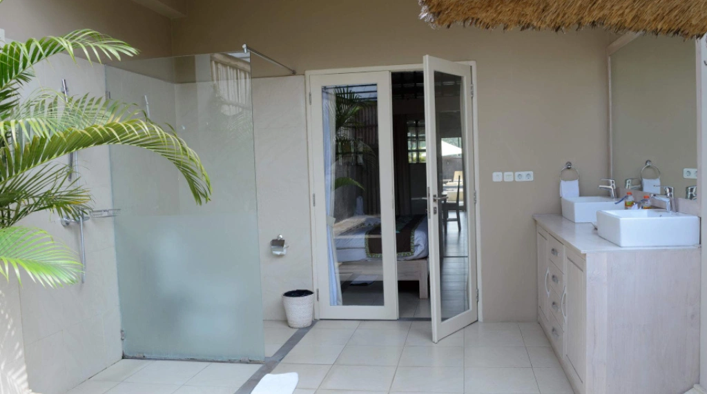 Faktor yang Mempengaruhi Ukuran Pintu Kamar Mandi