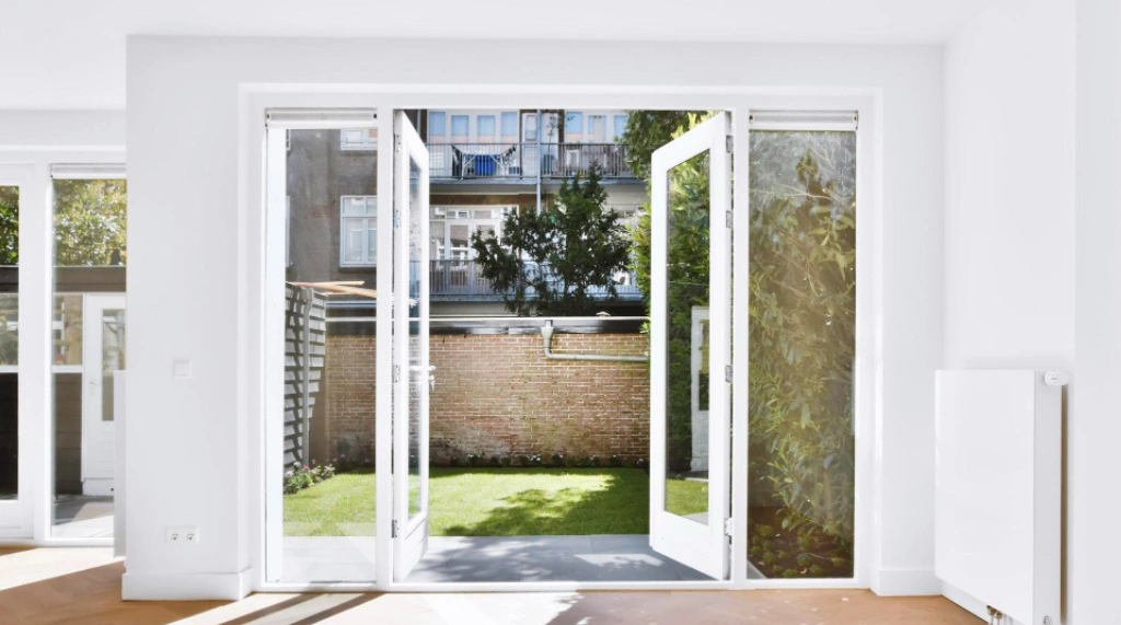 Bedanya Pintu uPVC dengan Pintu Material Lainnya